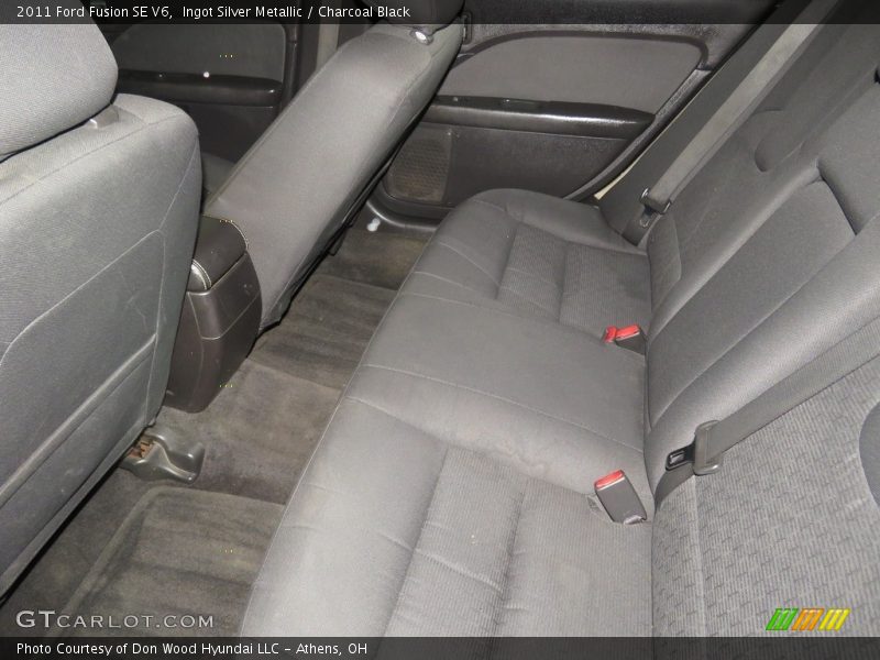 Ingot Silver Metallic / Charcoal Black 2011 Ford Fusion SE V6
