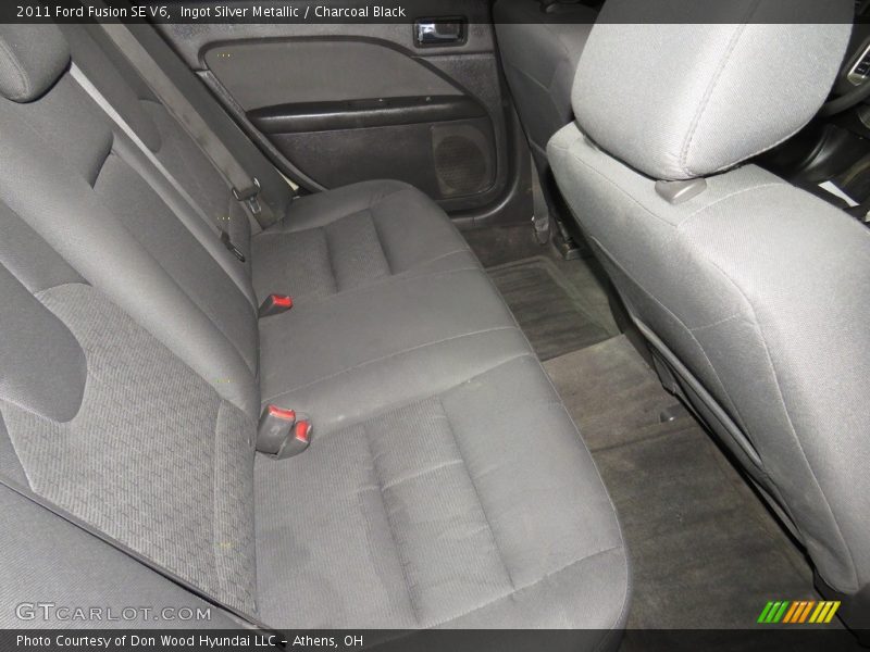 Ingot Silver Metallic / Charcoal Black 2011 Ford Fusion SE V6