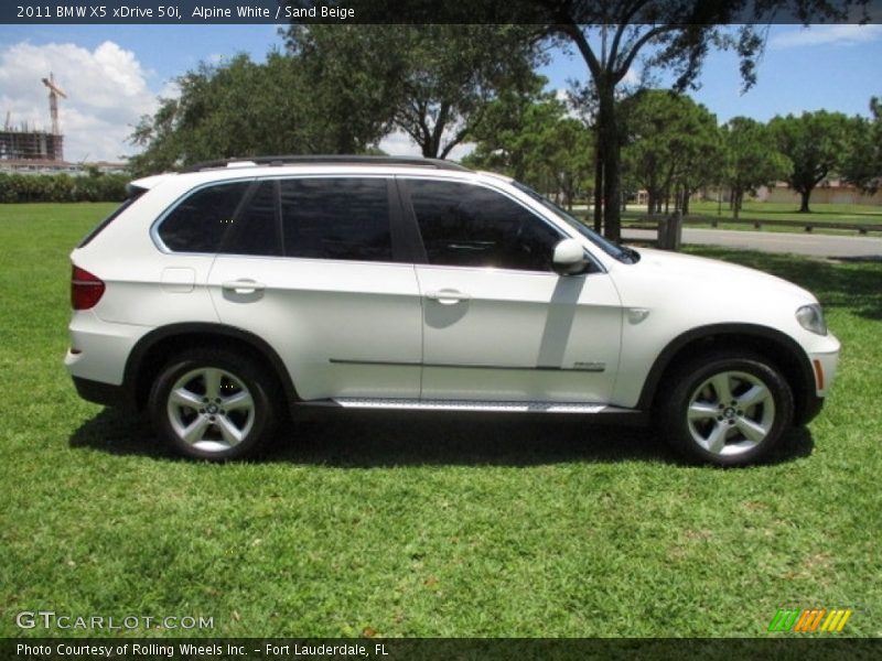 Alpine White / Sand Beige 2011 BMW X5 xDrive 50i