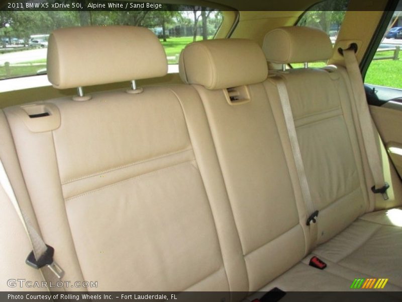 Alpine White / Sand Beige 2011 BMW X5 xDrive 50i