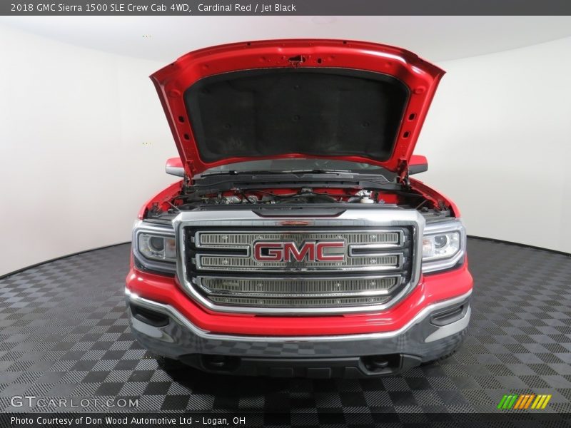 Cardinal Red / Jet Black 2018 GMC Sierra 1500 SLE Crew Cab 4WD