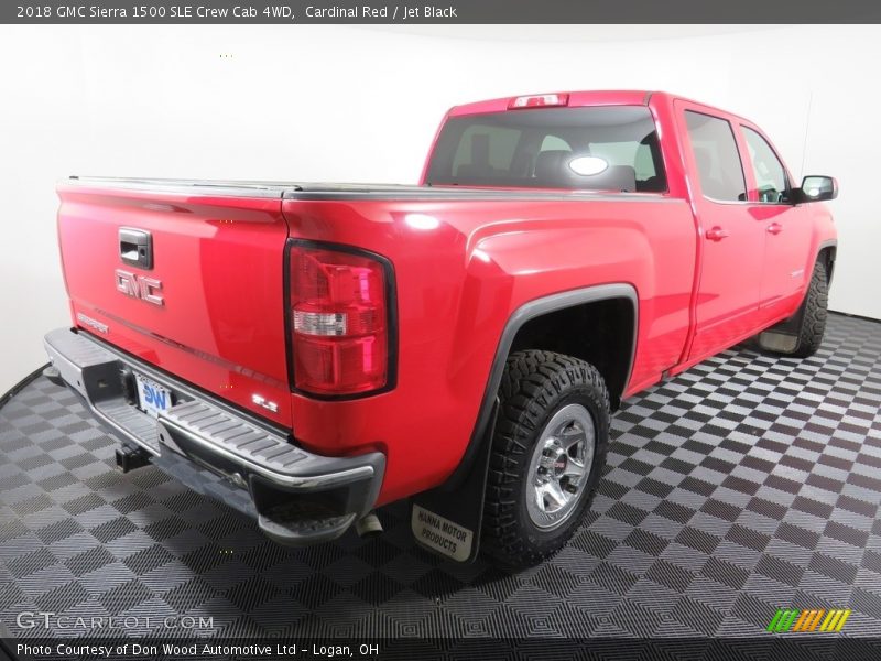 Cardinal Red / Jet Black 2018 GMC Sierra 1500 SLE Crew Cab 4WD