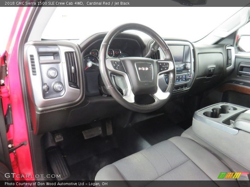 Cardinal Red / Jet Black 2018 GMC Sierra 1500 SLE Crew Cab 4WD