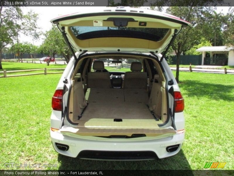 Alpine White / Sand Beige 2011 BMW X5 xDrive 50i