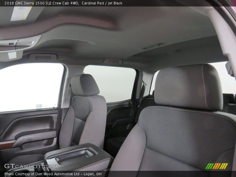 Cardinal Red / Jet Black 2018 GMC Sierra 1500 SLE Crew Cab 4WD