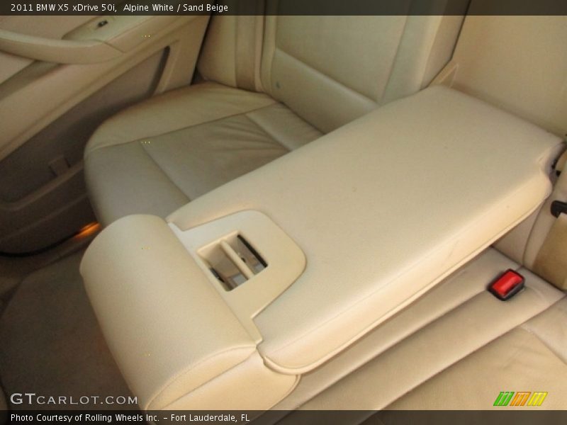 Alpine White / Sand Beige 2011 BMW X5 xDrive 50i