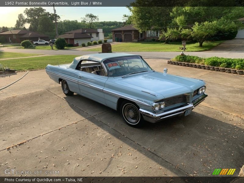 Light Blue / White 1962 Pontiac Bonneville Convertible