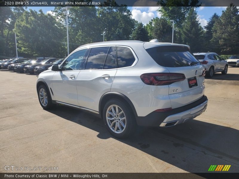 Mineral White Metallic / Black 2020 BMW X5 xDrive40i