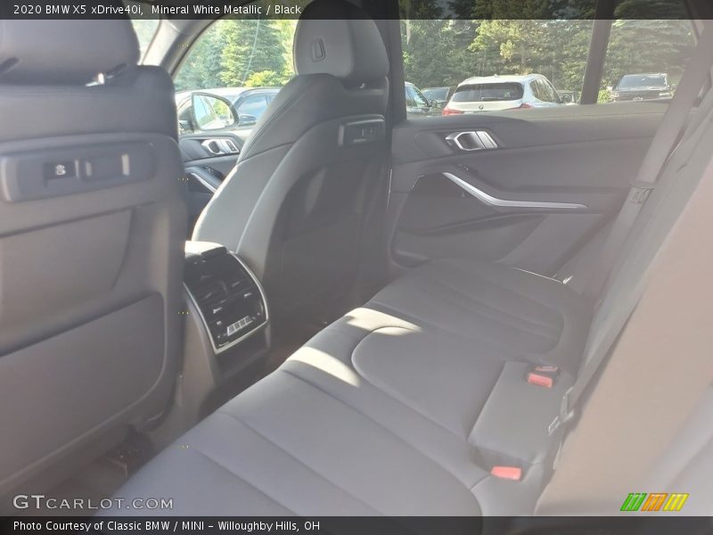 Mineral White Metallic / Black 2020 BMW X5 xDrive40i