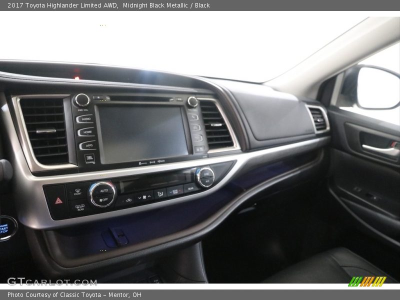 Midnight Black Metallic / Black 2017 Toyota Highlander Limited AWD