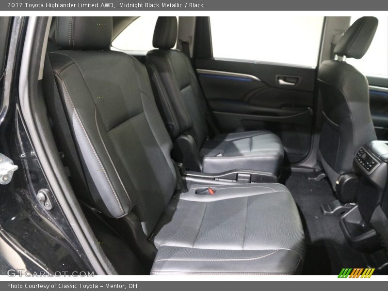 Midnight Black Metallic / Black 2017 Toyota Highlander Limited AWD