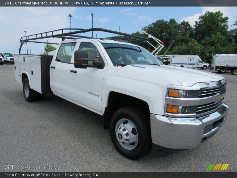 Front 3/4 View of 2015 Silverado 3500HD WT Crew Cab