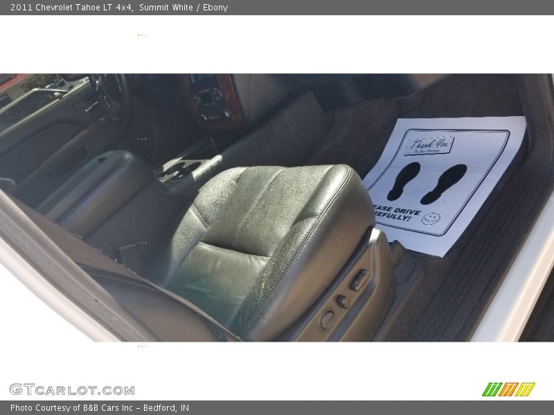 Summit White / Ebony 2011 Chevrolet Tahoe LT 4x4
