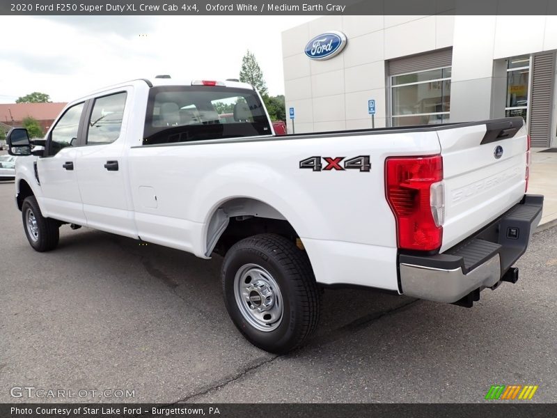 Oxford White / Medium Earth Gray 2020 Ford F250 Super Duty XL Crew Cab 4x4