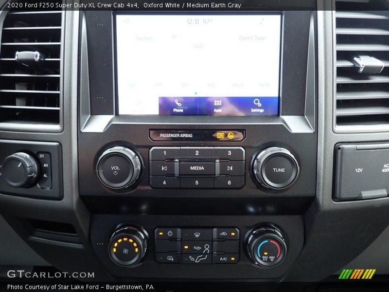 Controls of 2020 F250 Super Duty XL Crew Cab 4x4