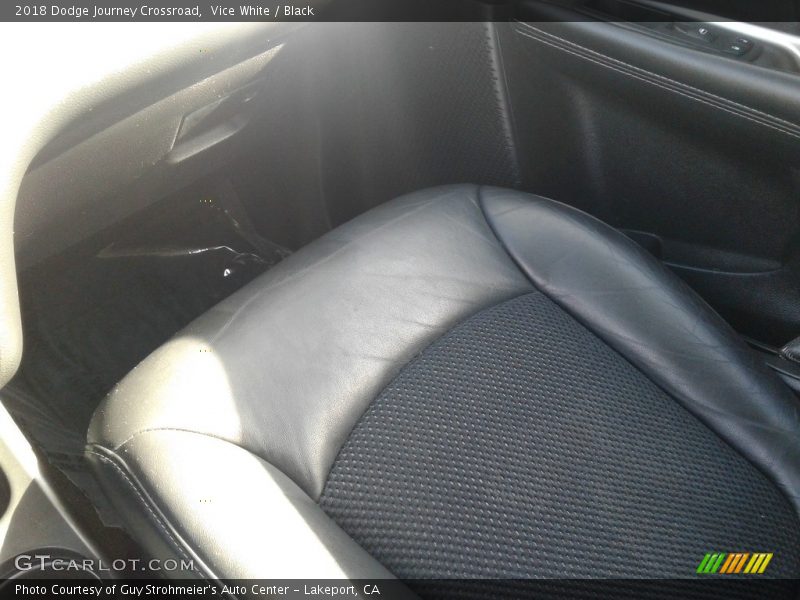 Vice White / Black 2018 Dodge Journey Crossroad