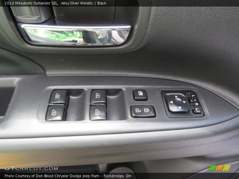 Alloy Silver Metallic / Black 2019 Mitsubishi Outlander SEL