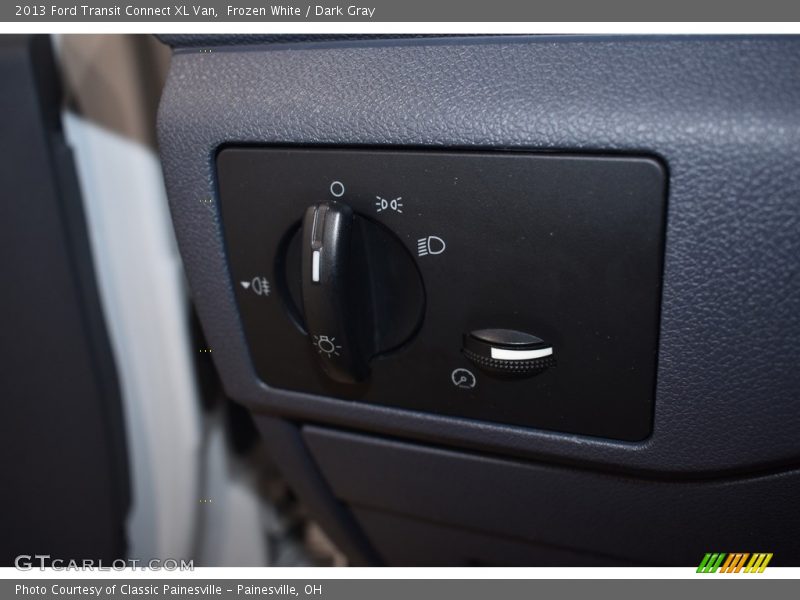Frozen White / Dark Gray 2013 Ford Transit Connect XL Van