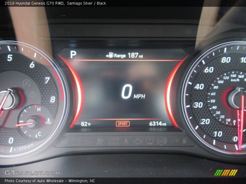  2019 Genesis G70 RWD G70 RWD Gauges