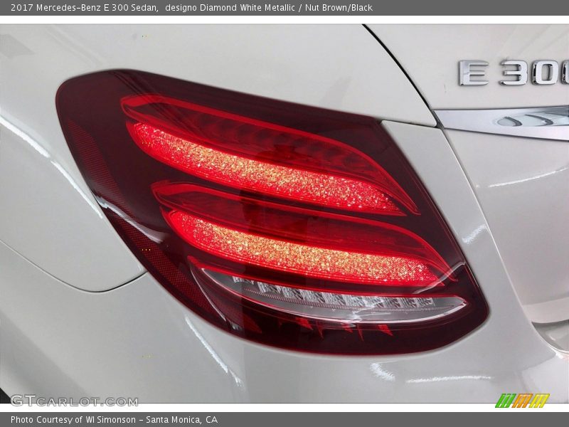 designo Diamond White Metallic / Nut Brown/Black 2017 Mercedes-Benz E 300 Sedan