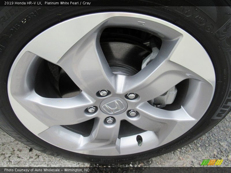 Platinum White Pearl / Gray 2019 Honda HR-V LX
