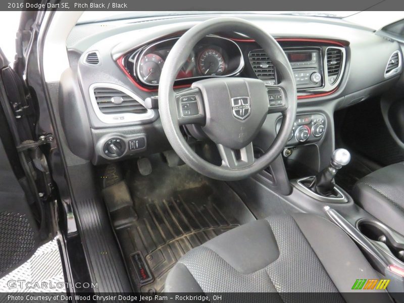 Pitch Black / Black 2016 Dodge Dart SE