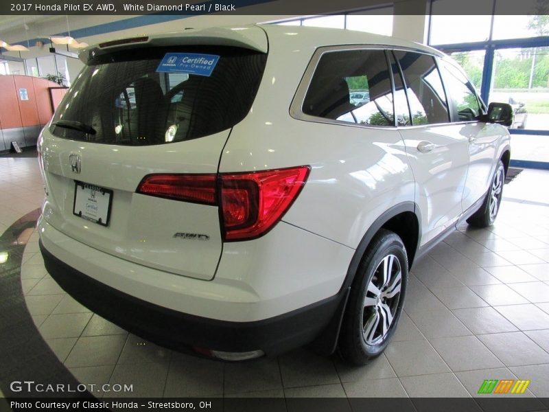 White Diamond Pearl / Black 2017 Honda Pilot EX AWD