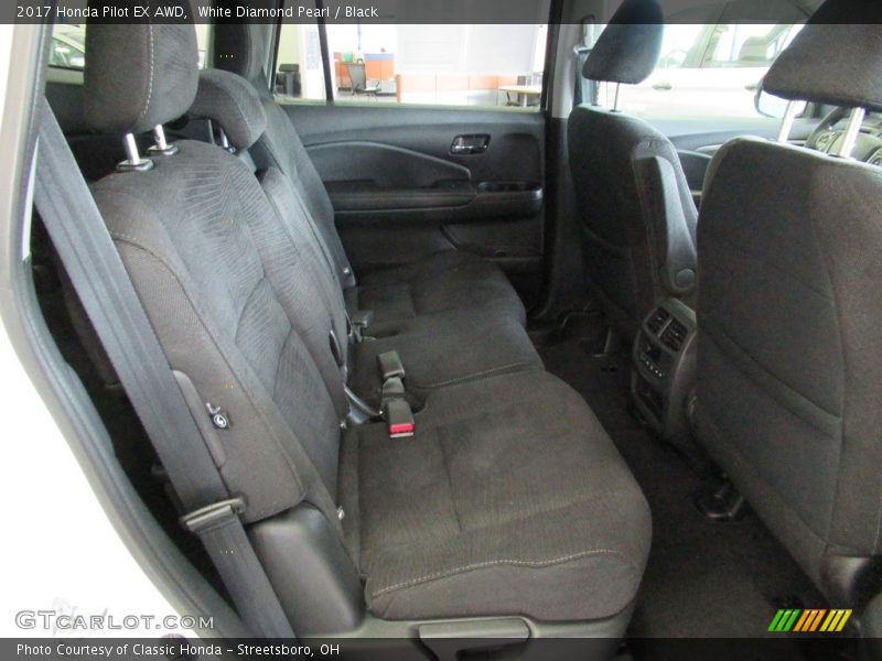 White Diamond Pearl / Black 2017 Honda Pilot EX AWD