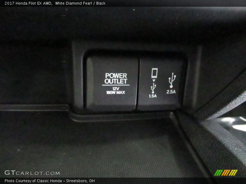 White Diamond Pearl / Black 2017 Honda Pilot EX AWD