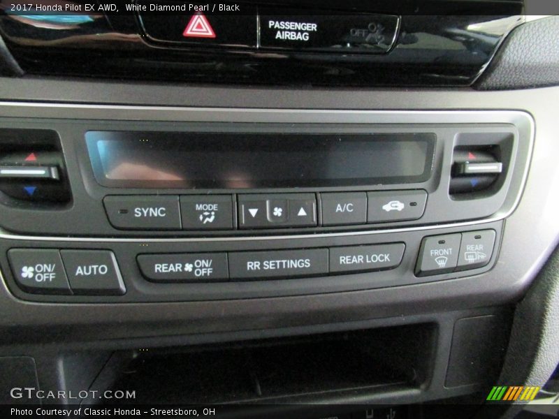White Diamond Pearl / Black 2017 Honda Pilot EX AWD
