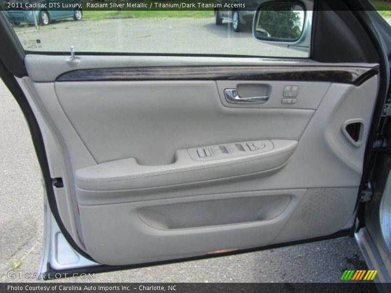 Radiant Silver Metallic / Titanium/Dark Titanium Accents 2011 Cadillac DTS Luxury