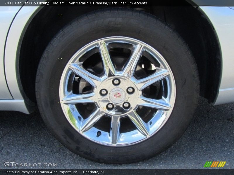 Radiant Silver Metallic / Titanium/Dark Titanium Accents 2011 Cadillac DTS Luxury