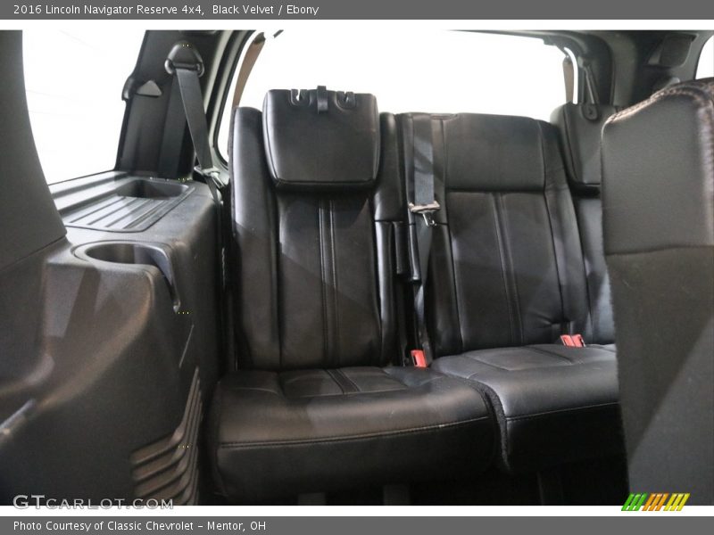 Rear Seat of 2016 Navigator Reserve 4x4