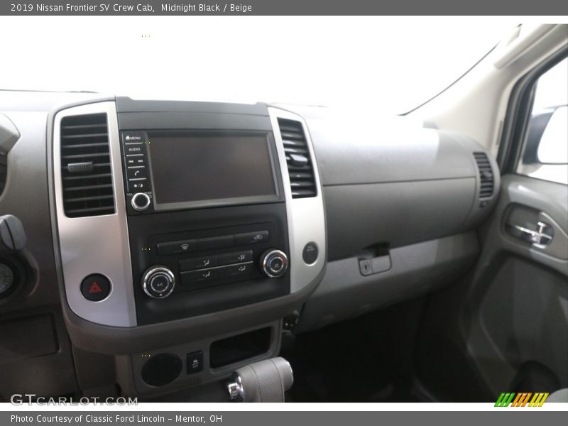 Midnight Black / Beige 2019 Nissan Frontier SV Crew Cab