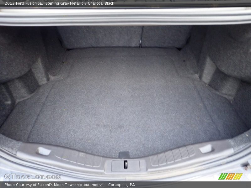 Sterling Gray Metallic / Charcoal Black 2013 Ford Fusion SE