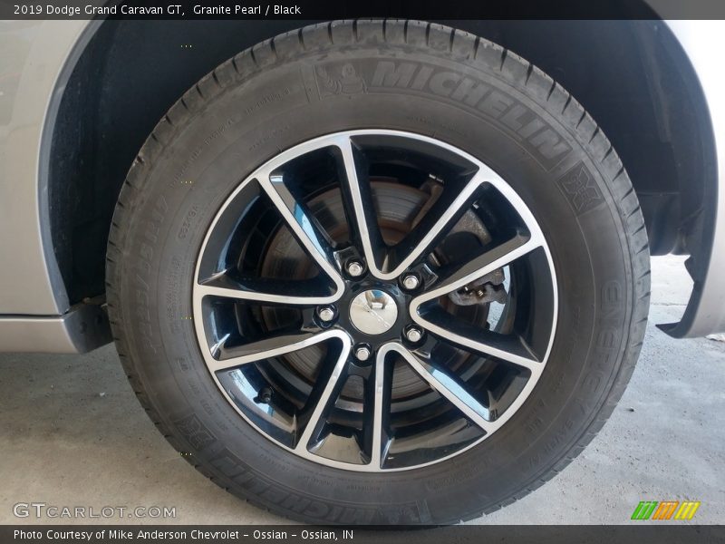 Granite Pearl / Black 2019 Dodge Grand Caravan GT