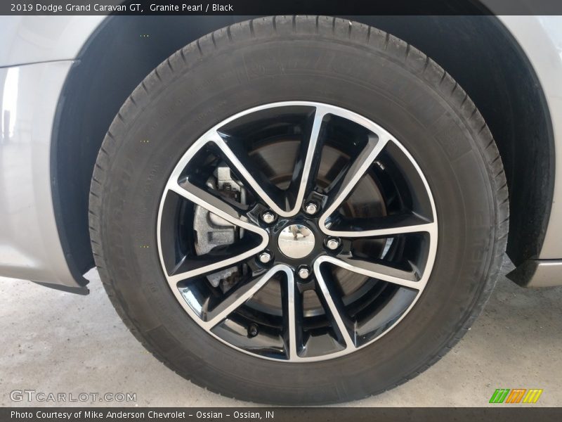 Granite Pearl / Black 2019 Dodge Grand Caravan GT