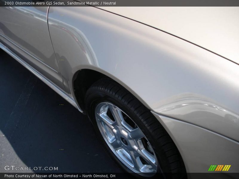 Sandstone Metallic / Neutral 2003 Oldsmobile Alero GLS Sedan
