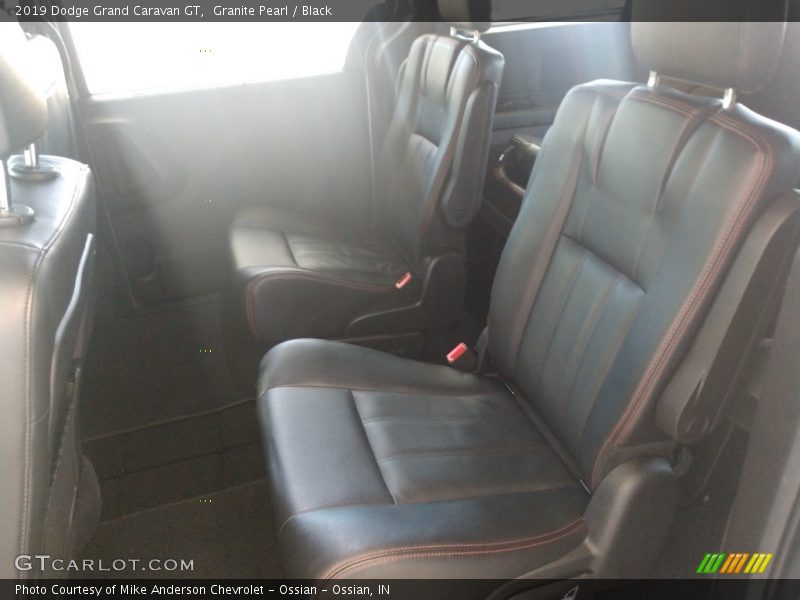 Granite Pearl / Black 2019 Dodge Grand Caravan GT