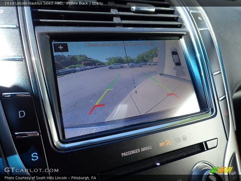 Infinite Black / Ebony 2019 Lincoln Nautilus Select AWD