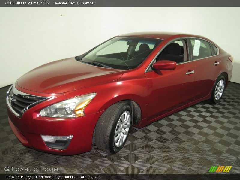 Cayenne Red / Charcoal 2013 Nissan Altima 2.5 S