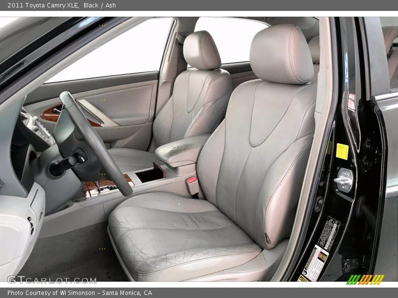 Black / Ash 2011 Toyota Camry XLE