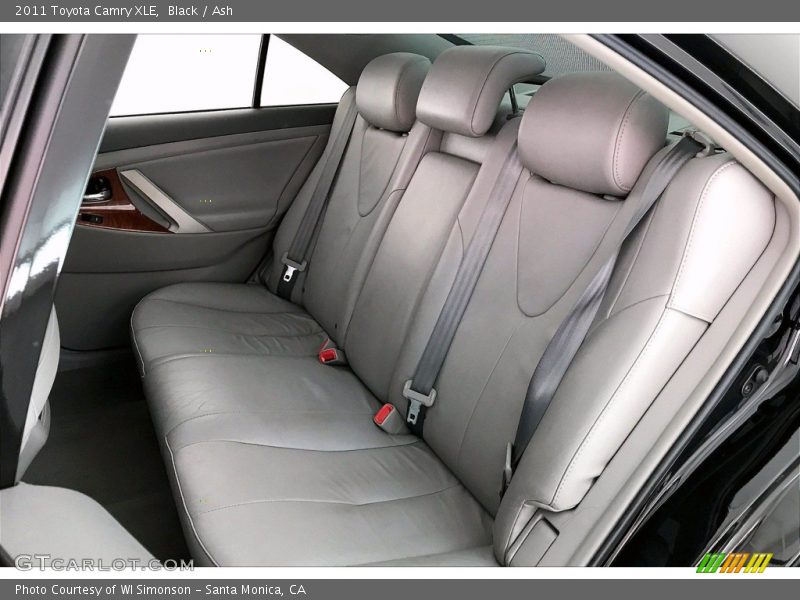 Black / Ash 2011 Toyota Camry XLE