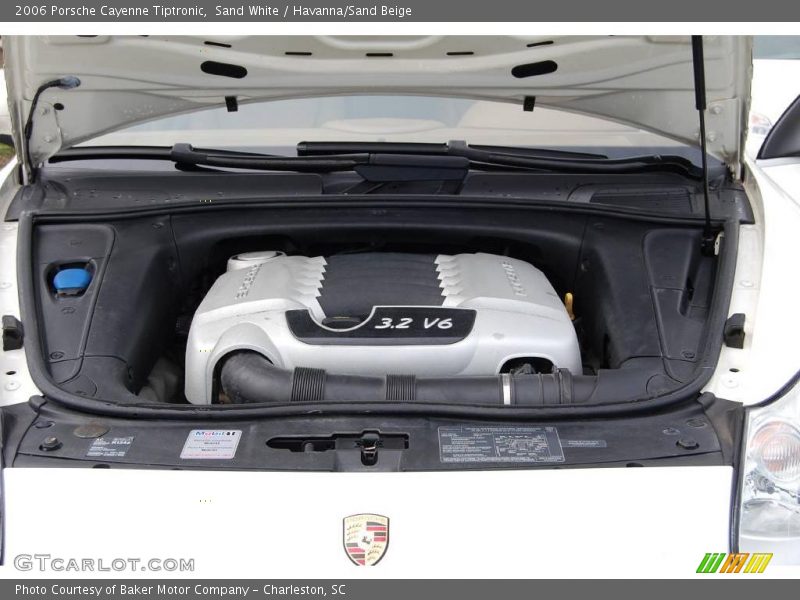 Sand White / Havanna/Sand Beige 2006 Porsche Cayenne Tiptronic