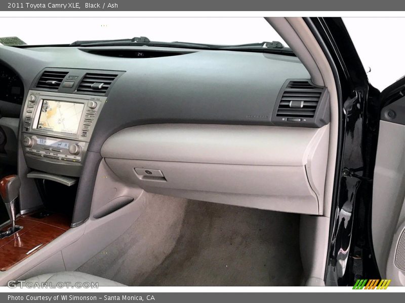 Black / Ash 2011 Toyota Camry XLE