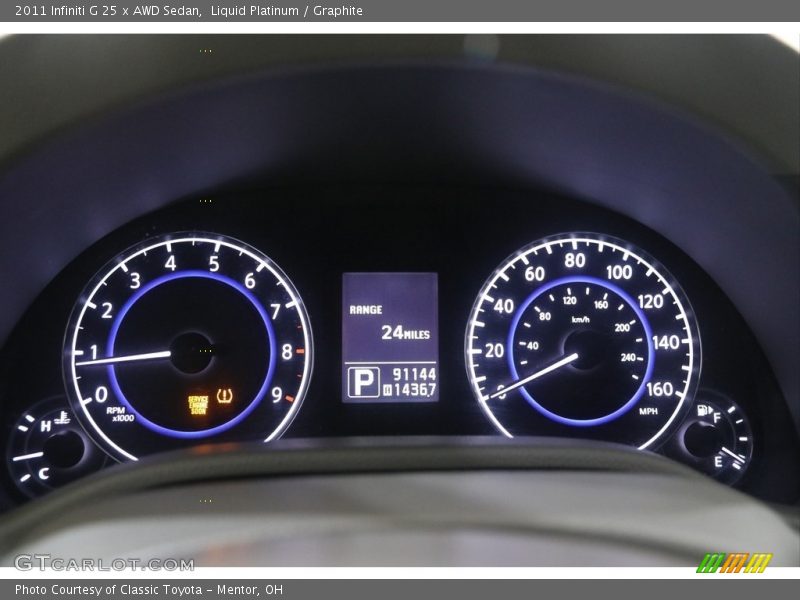 Liquid Platinum / Graphite 2011 Infiniti G 25 x AWD Sedan