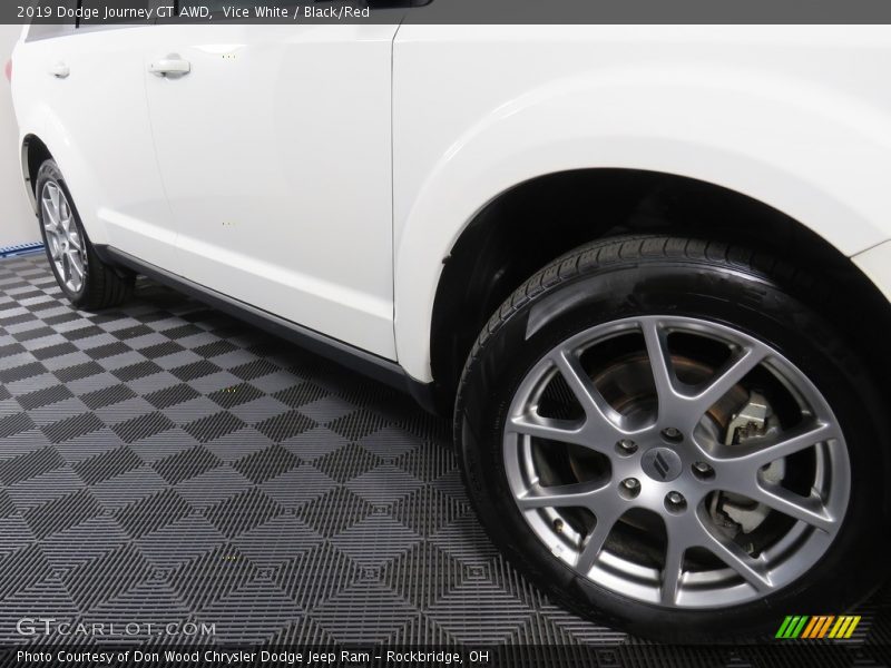 Vice White / Black/Red 2019 Dodge Journey GT AWD