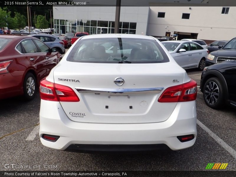 Aspen White / Charcoal 2016 Nissan Sentra SL