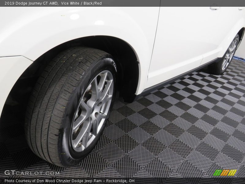 Vice White / Black/Red 2019 Dodge Journey GT AWD