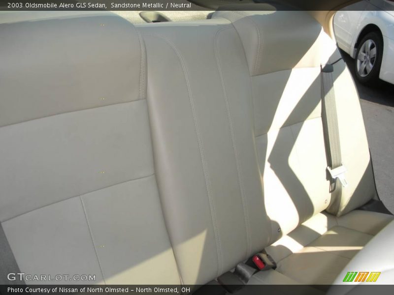 Sandstone Metallic / Neutral 2003 Oldsmobile Alero GLS Sedan